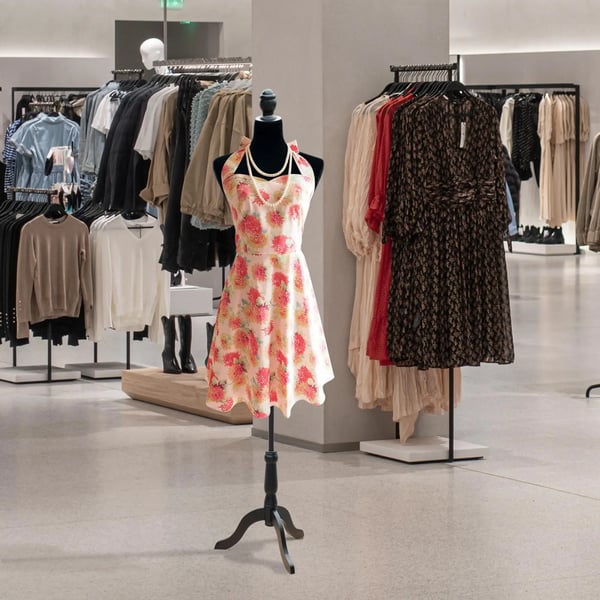Provdocka Skräddarbyst - Överkroppsmannekäng Dam - Justerbar Höjd 130–168 cm - Skumkropp - Trästativ - Svart