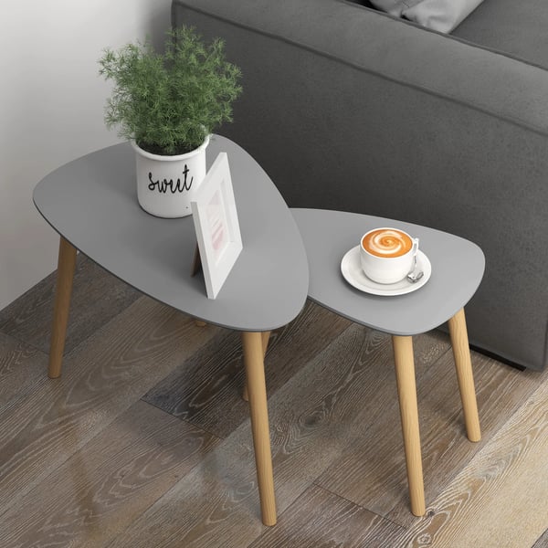 Set med 2 satsbord - Triangulära soffbord - Trä, minimalistisk design - 59,5×39,5×45 och 44,5×28,5×40 cm - Ljusgrå