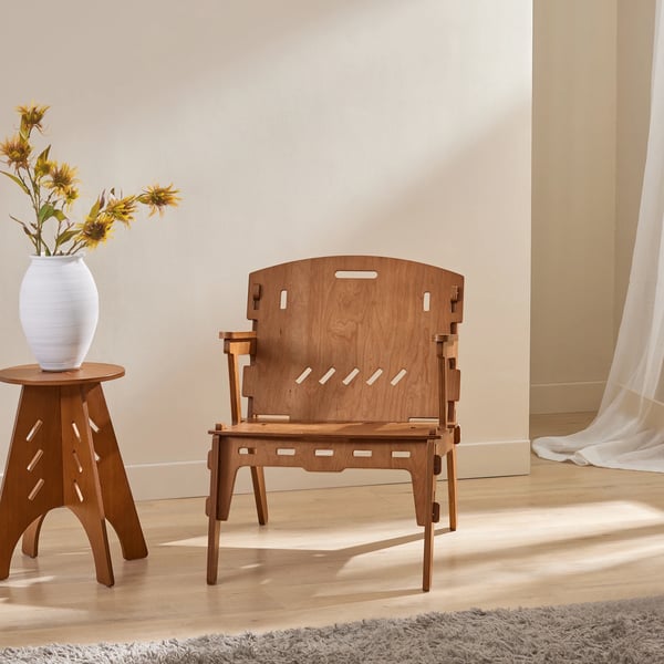 HFST02 - Børnestol med ryglæn - Sædehøjde 35 cm - Mål 55×70×72 cm - Samling kræves - Brun/Natur
