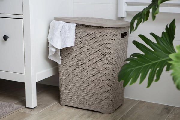 Pyykkikori - Muovikori kannella - Tilavuus 55 L - Materiaali PP (polypropeeni) - Itseseisova - Beige