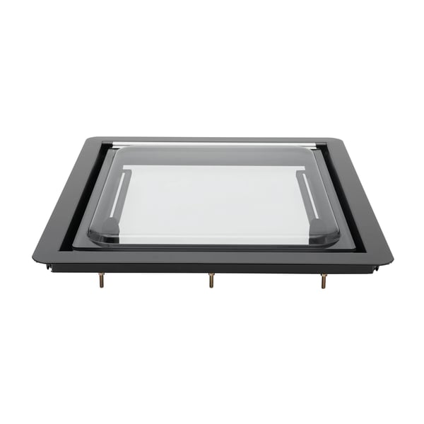 Asuntovaunu/Asuntoauto Ikkuna - Uloskääntyvä tuuletusikkuna - Asennus 45×50 cm - Seinävahvuus 2,5–3,5 cm - 70° avautuminen - Hyttysverkko - Musta