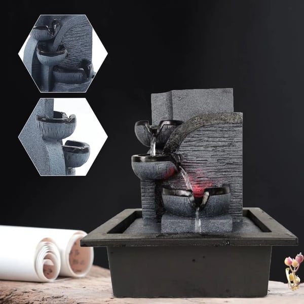 Zen bordfontæne - Indendørs fontæne - LED-lys - Vandfald - Steneffekt i harpiks - Feng Shui - Til meditation og afslapning - Sort
