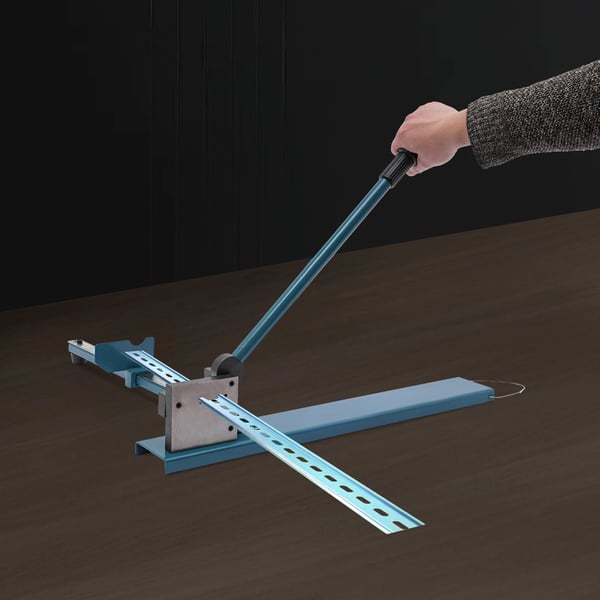Føringsskinne skæremaskine / skinneskærer - DC-35 - Målelineal 35–40 cm - Til aluminiumsskinner - Parallel føringssystem - Legeret stål - Blå