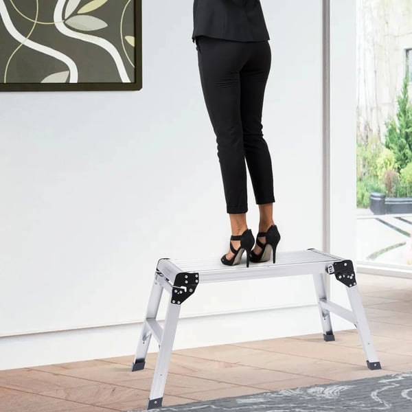 Arbejdsplatform i aluminiumslegering - Foldbar platformstige - 150 kg max belastning - Skridsikker måtte - Sikkerhedslåse - 108×41×50 cm