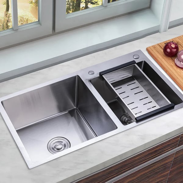 Køkkenvask - Dobbeltkumme - 201 rustfrit stål - Top- eller undermontering - 780x430x210 mm - 2,5 mm tykkelse - 2 huller - Uden armatur - Sølv