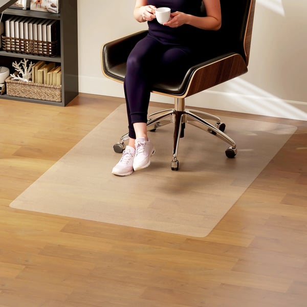 Golvskyddsmatta - Kontorsstolsmatta - PVC - Storlek 150x220 cm - För hem och kontor - Transparent