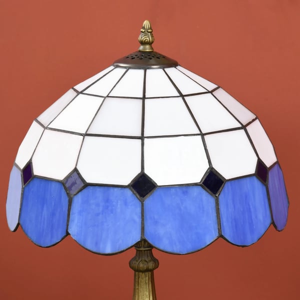 Tiffany bordslampa - Nattlampa - Handgjort färgat glas - Ø31×48 cm - E27-sockel, EU-kontakt 220 V - Tryckknappsbrytare - Blå