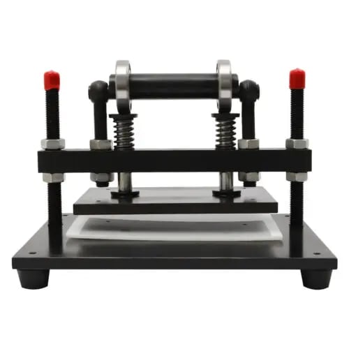 Læder stanse- og prægepresse - Manuel - Bord 360×270 mm - Tryk ≥1,5 ton - Slaglængde 12 mm - Maks tykkelse ≤10 mm - Sort