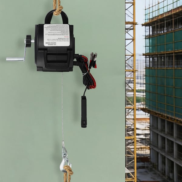 Elektrisk spil - 12V 300W - Trækkraft 907 kg - Rullelast 2721 kg - Kabel-/håndbetjening - Stål + ABS - 3 m strømkabel - Sort