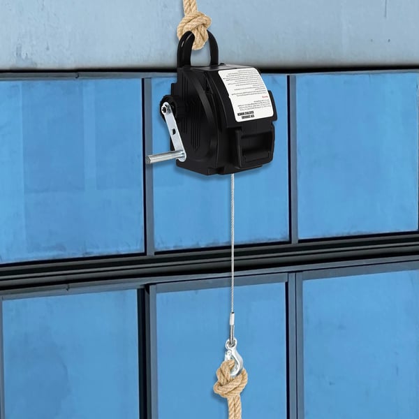 Elektrisk spil - 12V 300W - Trækkraft 907 kg - Rullelast 2721 kg - Kabel-/håndbetjening - Stål + ABS - 3 m strømkabel - Sort