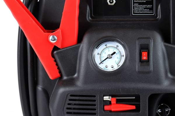 Apukäynnistyslaite 4in1 12V AMIO-02523