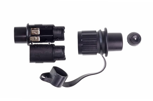 Anhængerstik 3-benet elektrisk stik AMIO-02389