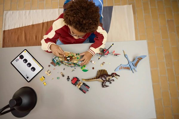 Lego 76976 Jurassic World - Luftmission med Ketchum og Spinosaurus