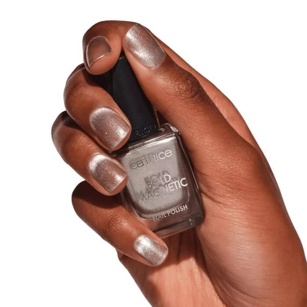 Nagellack - BOLD MAGNETIC #030 Drawn To You - Metallröd - 3D magnetisk effekt - 10,5 ml