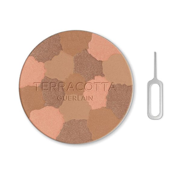 Bronzeurs Återfuktningspuder bronzande lätt TERRACOTTA LIGHT #03-mellan varm 10 gr