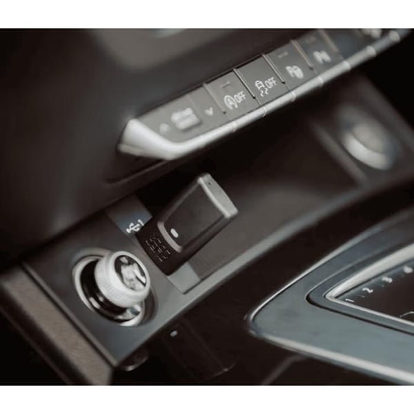 QUAD LOCK ADAPTER CARPLAY UTRUSTNING UTAN TRÅD/ANDROID AUTO