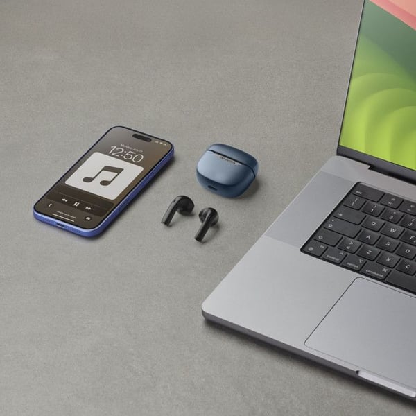 Cellularline Core Pro Bluetooth-kuulokkeet mustat LED-näytöllä ja latauskotelolla