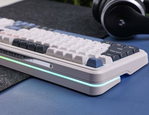 MCHOSE K99 (Marinblå) - Trådlöst spelalternativ 98% RGB (US English - ANSI)