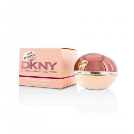 Dkny Be Tempted Eau So Blush, en feminin parfym, modern och original Be Tempted Eau So Blush är en familjeparfym
