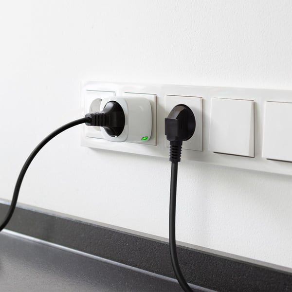 Smart stik - EVE - Energi EU - Forbrugsopfølgning - Stemmestyring - Thread/Apple/Google/Alexa/SmartThings