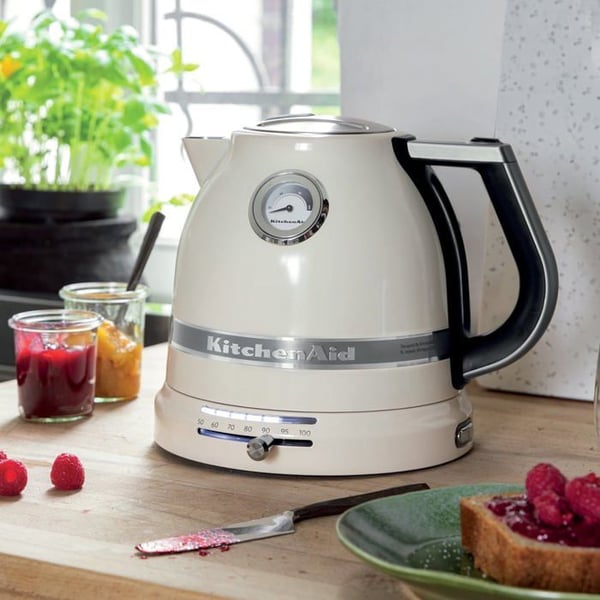 Sähkökannu - Kitchenaid - Artisan 5KEK1522EAC - 1,5L - Kermavalkoinen
