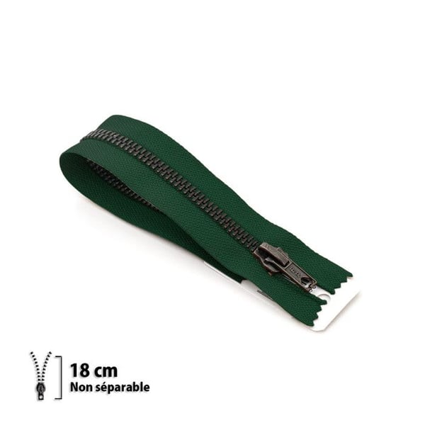 Dragkedja Z14 - mässing icke-separerbar 6mm - 18 cm Dragkedja Z14 - mässing icke-separerbar 6mm - 18 cm