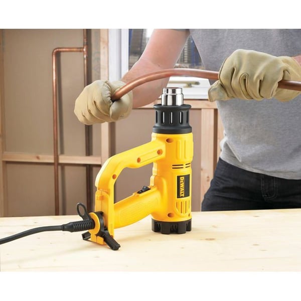 Lämpöpuhallin - DEWALT - D26411-QS - 1800W - Ylikuumenemissuojus - Tarkka säätö