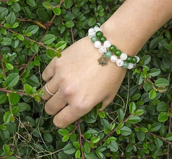 Armband - BENETO - MINK84/17 - Malaysisk jade - Sprucket kristall - 17 cm