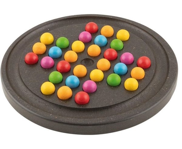 Goki Solitaire brädspel 20 cm mörkbrunt trä