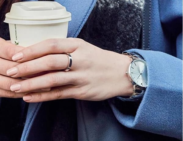 Klockring - DANIEL WELLINGTON - DW00400085 - Gul - Unisex - Klassisk