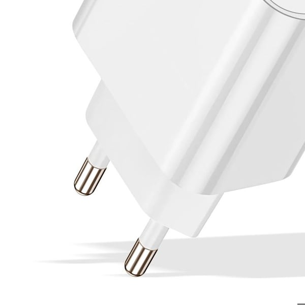 USB-C + USB 15W Snabbladdare Kompakt Akashi Vit