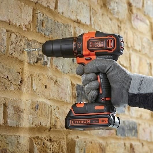 BlackDecker BDCHD18K sladdlös slagborrmaskin - 18V Li-ion 1,5 Ah - Laddare och fodral ingår
