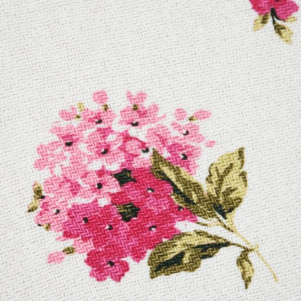Pläd - LOVELY CASA - Ros - 125x150 cm - Blommönster - Fransade kanter