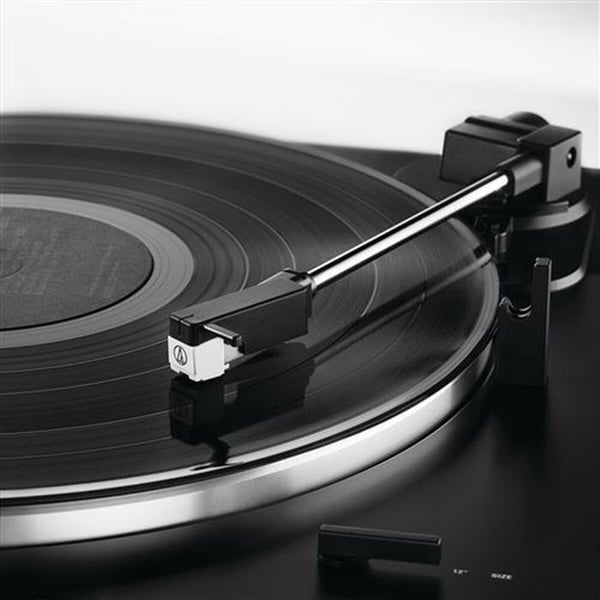 Pladespiller - Audio Technica - AT-LP60XBK - Sort - Plug and play - Automatisk