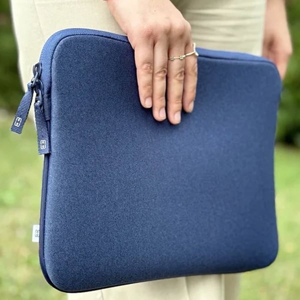 Fodral - MW - Shade2Life - MacBook Air 13" / Pro 13" - Blå - Återvunna material GRS