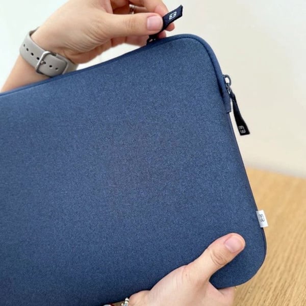 Fodral - MW - Shade2Life - MacBook Air 13" / Pro 13" - Blå - Återvunna material GRS