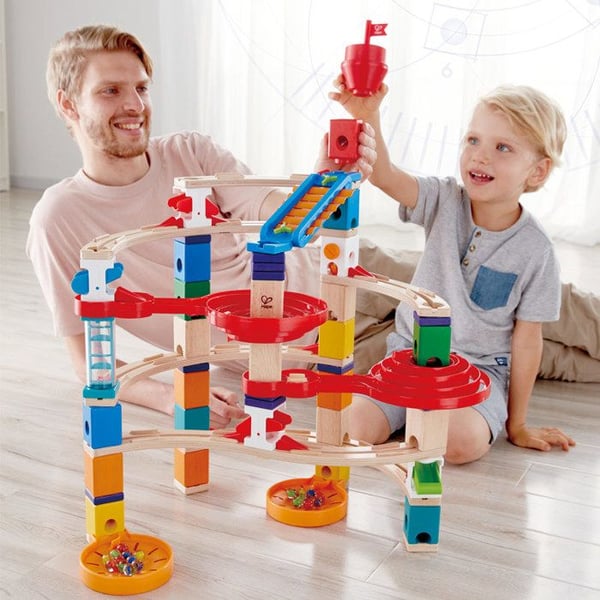 Super Spirals kuglebane - HÅNDMINUT - Quadrilla - 129 dele - Legetøj til børn fra 4 år og op