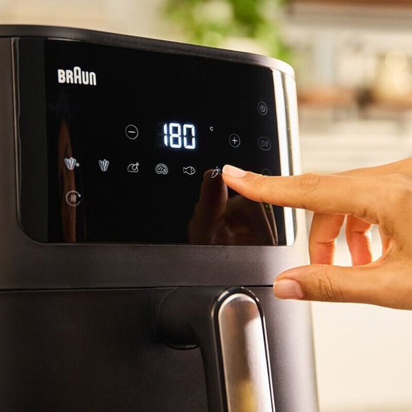 Braun HF5030 Airfryer 6L 1700W 8 programmer Touch LCD Sort