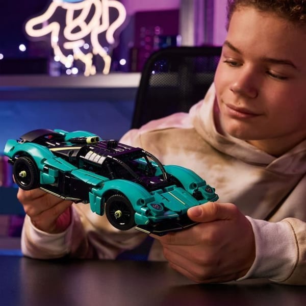 LEGO Technic 42208 Aston Martin Valkyrie - Byggsats för pojkar från 9 år