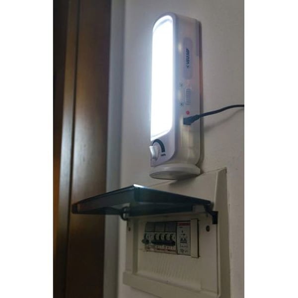 Uppladdningsbar Lampa - GENERIC - Kompakt Modell - Lång Batteritid - Ergonomisk Design - LED-ljus