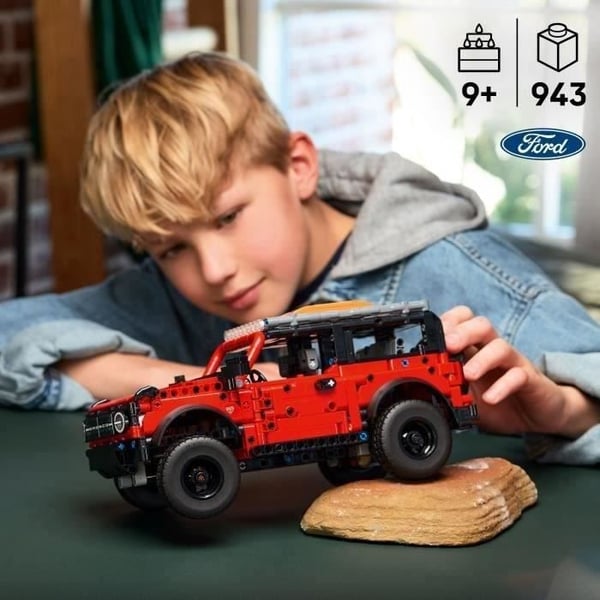LEGO Technic 42213 SUV Ford Bronco - Samlesæt til børn fra 9 år