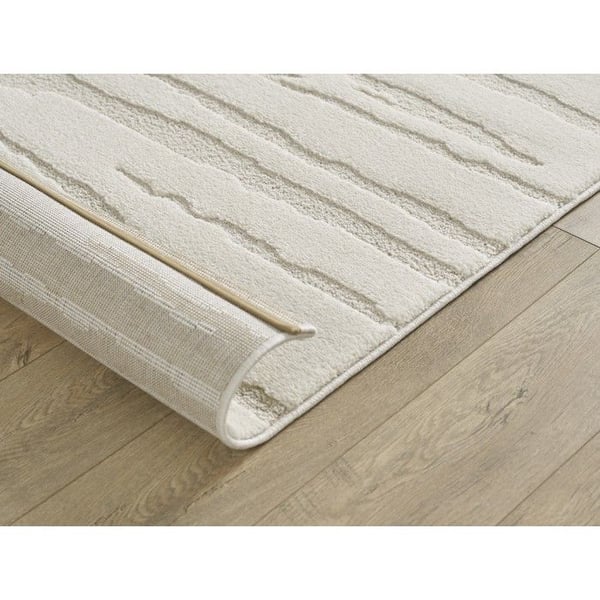 Melis Hem Långhårig Matta Creme 140 x 200 cm modern färg med linjär relief och laminattextur
