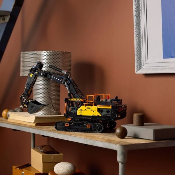 LEGO Technic 42215 Volvo EC500 Hybride Grävmaskin - Byggset för Vuxna - Dekor