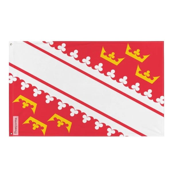 Alsacedjävla – 128 x 192 cm – Hållbar Polyester – 2 Metallöglor – Inomhus / Utomhus – Pixelforma