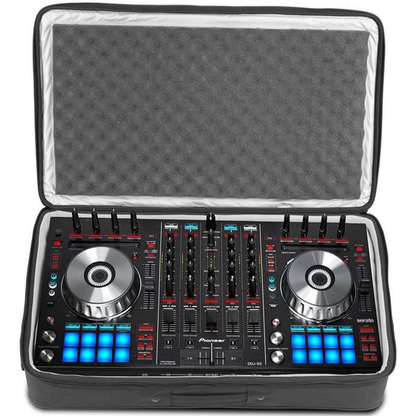 UDG U 7102 BL Urbanite MIDI Controller Sleeve Large Black Väska för
