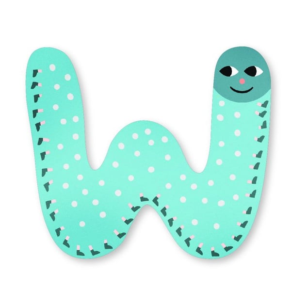 Bokstav i trä - VILAC - W Michelle Carlslund - Blå - Höjd 7 cm - Massivt trä