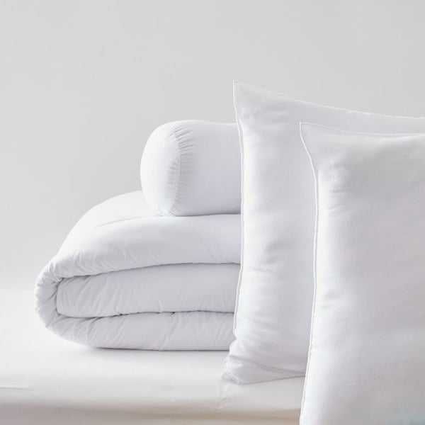 Pack Couette Blanrêve 260 x 240 cm + 2 Kuddar 60 x 60 + Polochon 160 Serie "Douceur" behandlad mot allergener