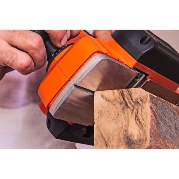 Fugesliber - BLACK&DECKER - BEW712-QS - 710W - 82cm slibebredde - Med transportkuffert