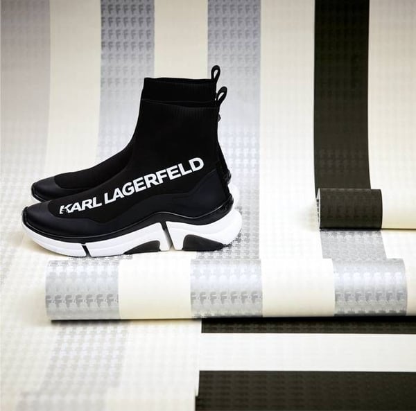 A.S. Creation Karl Lagerfeld 378493 non-woven tapet med ränder 0.53 m x 10.05 m grå