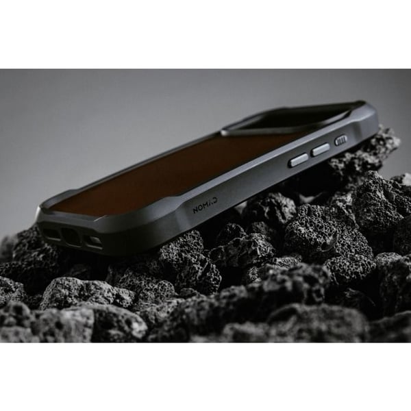 Läderfodral - NOMAD - iPhone 17 Pro Max - Rustik Brun - Robust Skydd - Elegant